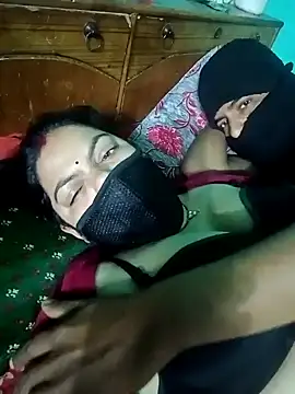 Lustyful Couple online show from 01.23.25