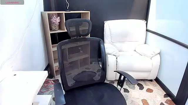 EmySilver online show from 02.04.25