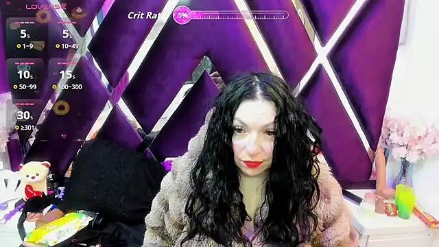 Snapshot of Luciana_Ass chatting on 06.13.26 Luciana Ass online show from 06.13.26