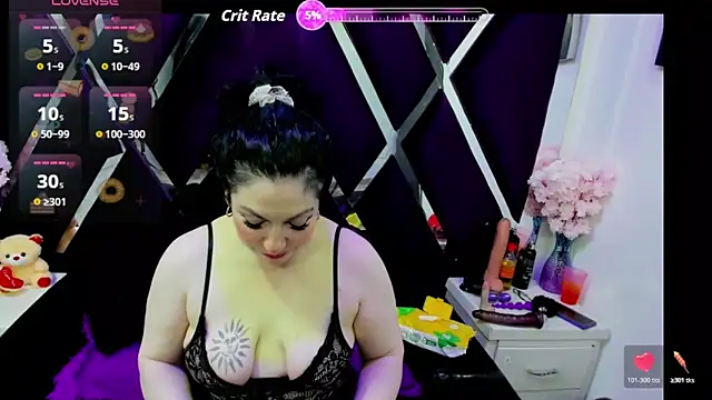 Snapshot of Luciana_Ass chatting on 06.26.26 Luciana Ass online show from 06.26.26