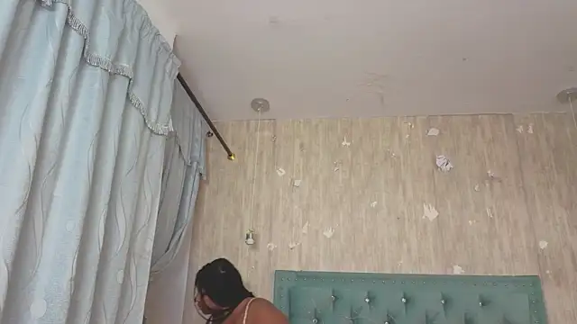 Alexa roussee online show from 11.18.25