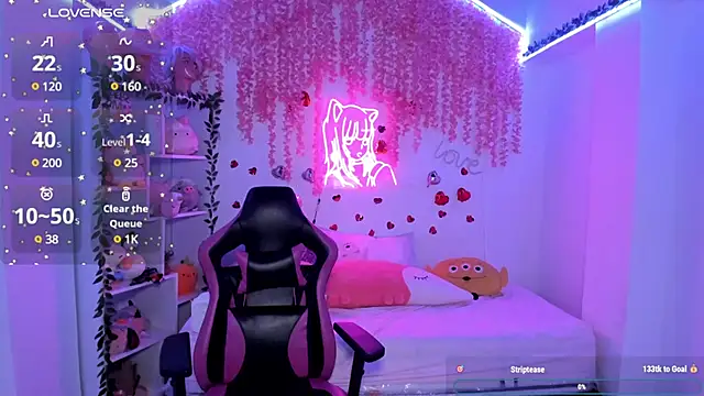 cat kitty18  online show from 02.28.25