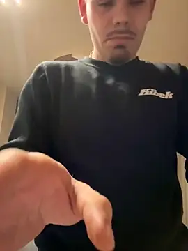 JuNIs  online show from 11.24.25