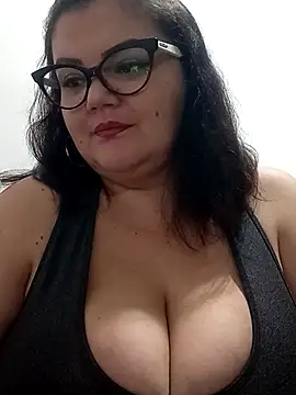 Madisonpalacio online show from 10.25.25