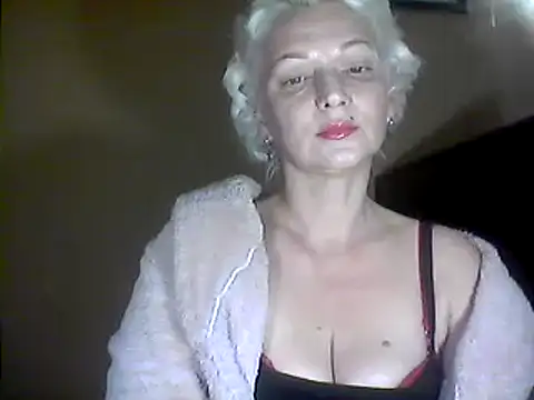 Snapshot of MaryJane441 chatting on 02.24.25 MaryJane441 online show from 02.24.25