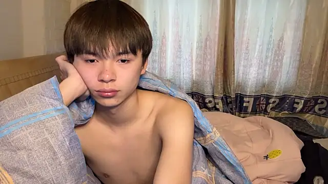 xiaottt1918 online show from 01.11.25