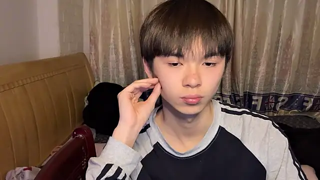 xiaottt1918 online show from 01.11.25