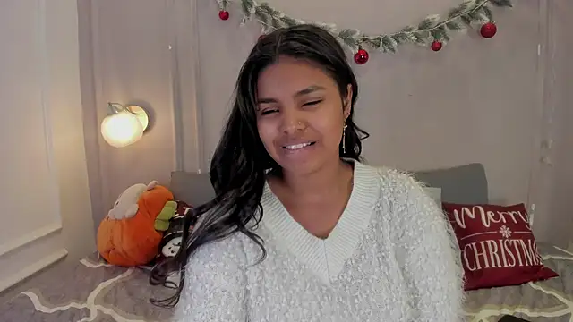 zoe roux21 online show from 12.05.25