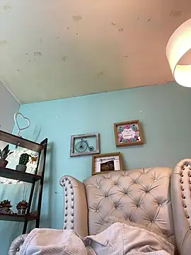 honey fox1 online show from 04.13.26