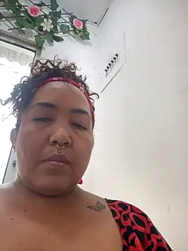 Snapshot of cougar_town chatting on 02.27.25 cougar town online show from 02.27.25