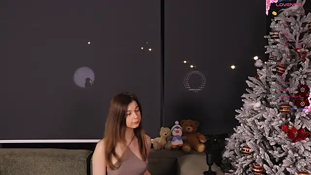 AnnaSiren online show from 01.07.25