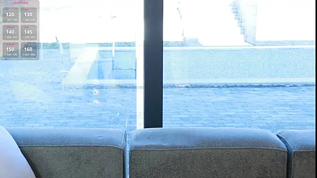 AnnaSiren online show from 03.14.25