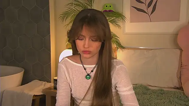 AshleyDouglas online show from 02.08.25