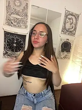 Carlaat online show from 12.11.24