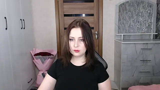 Kristy-Max online show from 11.08.25