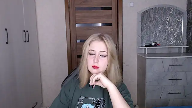 Kristy-Max online show from 01.05.26