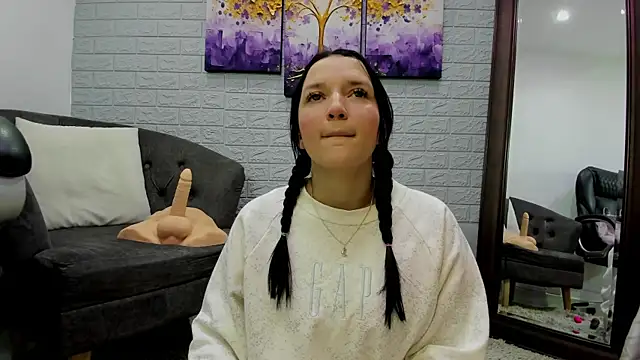 Snapshot of _EmilyJireh_ chatting on 01.12.26 EmilyJireh online show from 01.12.26