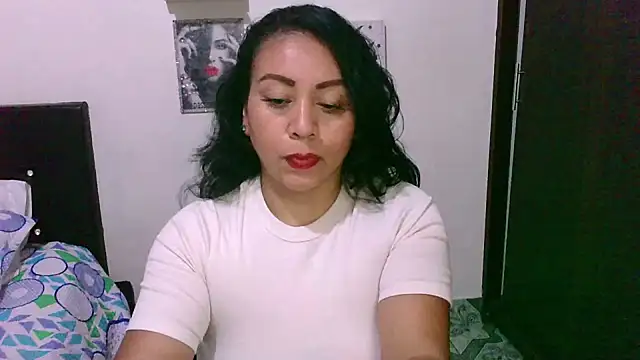 zaray bella online show from 10.17.25