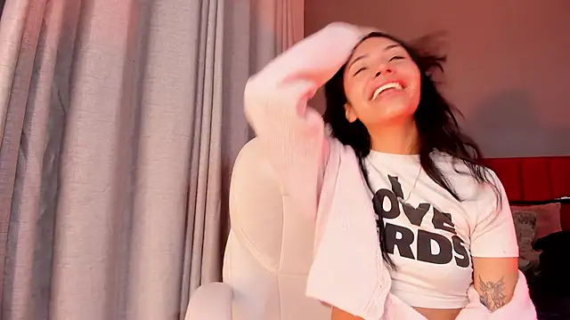 Giovanna oliveira online show from 03.06.26