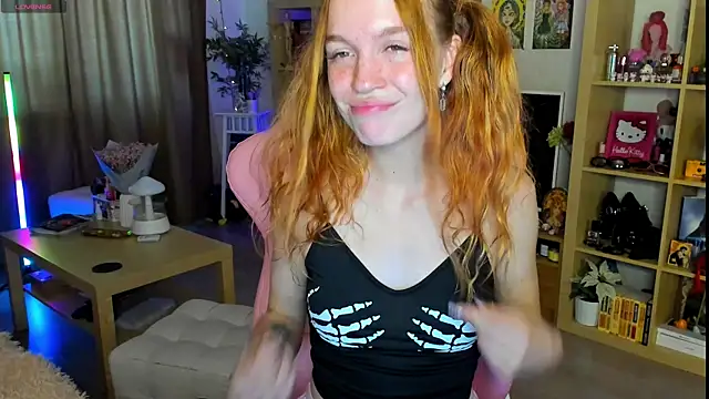 Sunny Elly online show from 09.25.25