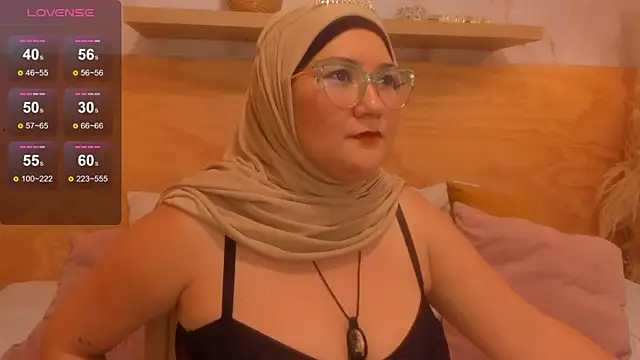 Scarlette 33 online show from 03.28.26