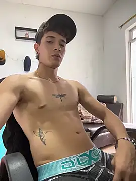 cristofer 988 online show from 04.22.26