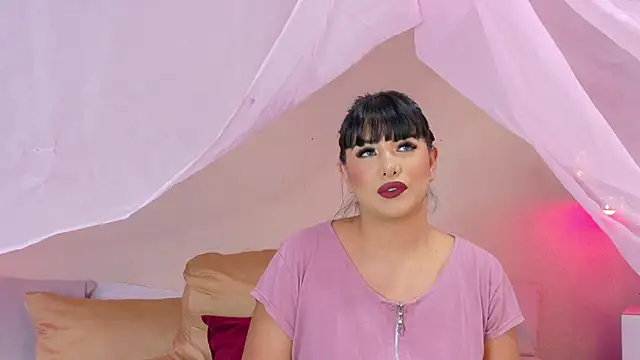 Alexa Miss online show from 03.12.25