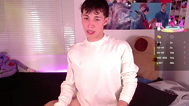 Snapshot of angel_bless19 chatting on 03.01.25 angel bless19 online show from 03.01.25