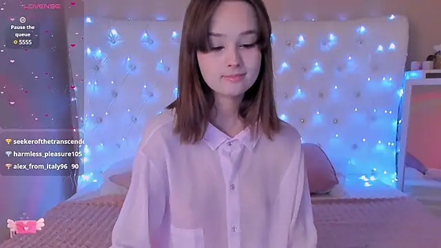 Snapshot of Mary_uw chatting on 02.02.25 Mary uw online show from 02.02.25