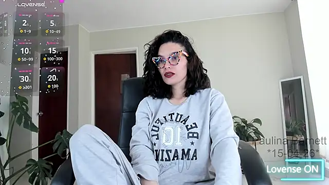 paulinabarnett- online show from 04.15.26