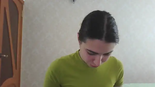 Snapshot of Kashtanka_ chatting on 05.12.26 Kashtanka online show from 05.12.26