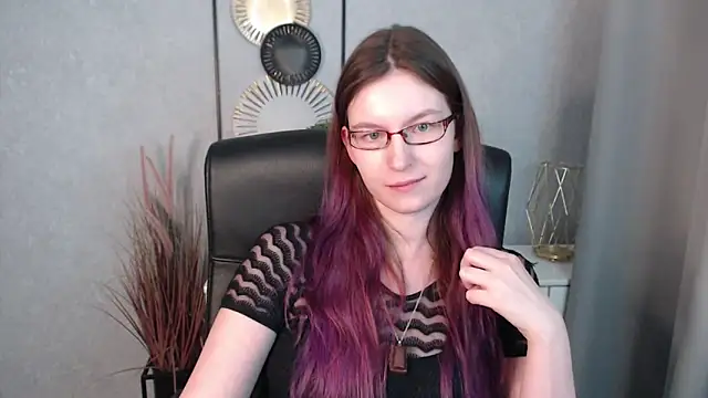 emmaxDelight online show from 01.15.25