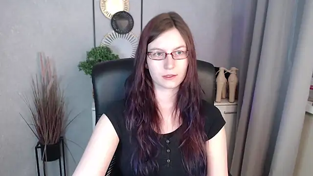 emmaxDelight online show from 03.09.26