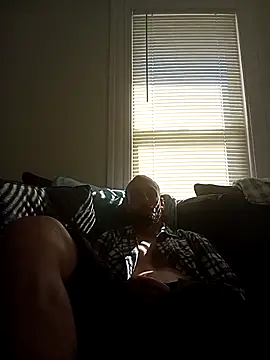 armdy371 online show from 10.21.25