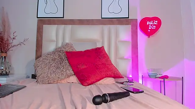 MelissaFoxx online show from 02.17.25