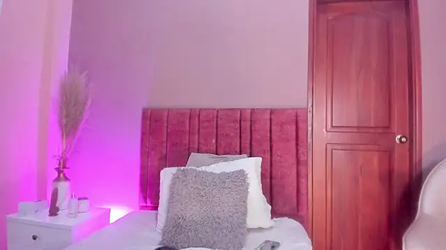 MelissaFoxx online show from 02.13.26