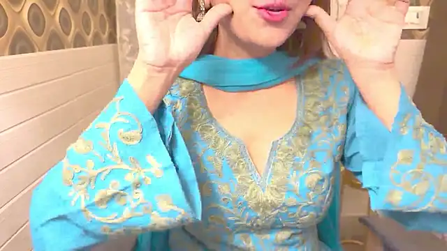 Snapshot of Your_Sassy_Goddess chatting on 01.19.25 Your Sassy Goddess online show from 01.19.25