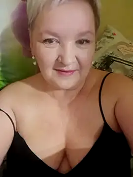 Snapshot of ForgetMeNot50 chatting on 03.02.25 ForgetMeNot50 online show from 03.02.25