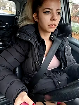 allinqueen online show from 12.10.24