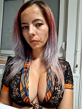 allinqueen online show from 10.13.25