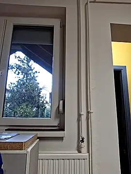 allinqueen online show from 10.22.25