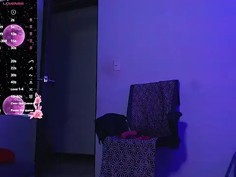 AliciaChelios online show from 04.09.26