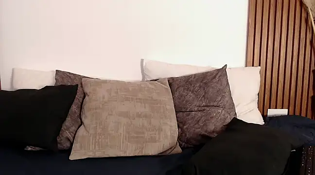 Snapshot of zander_2120 chatting on 01.11.25 zander 2120 online show from 01.11.25