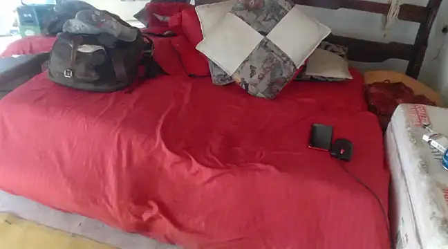 laye19 online show from 03.04.25