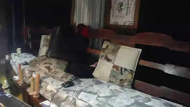 laye19 online show from 11.16.25