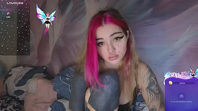 Snapshot of Coralie20_ chatting on 03.02.25 Coralie20 online show from 03.02.25