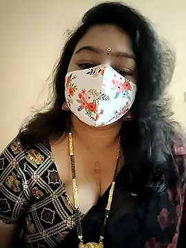 Snapshot of neelu-hoty chatting on 12.28.24 neelu-hoty online show from 12.28.24