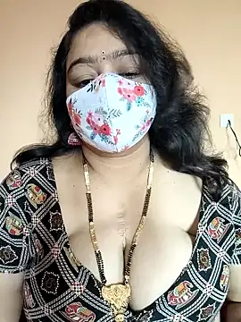 Snapshot of neelu-hoty chatting on 12.28.24 neelu-hoty online show from 12.28.24