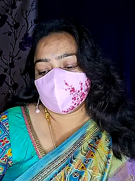 Snapshot of neelu-hoty chatting on 01.07.25 neelu-hoty online show from 01.07.25