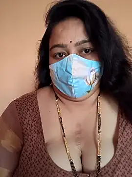 Snapshot of neelu-hoty chatting on 02.05.25 neelu-hoty online show from 02.05.25